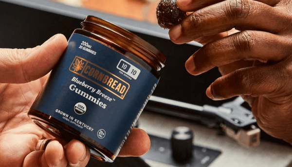 Blueberry Breeze Gummies Cornbread Hemp